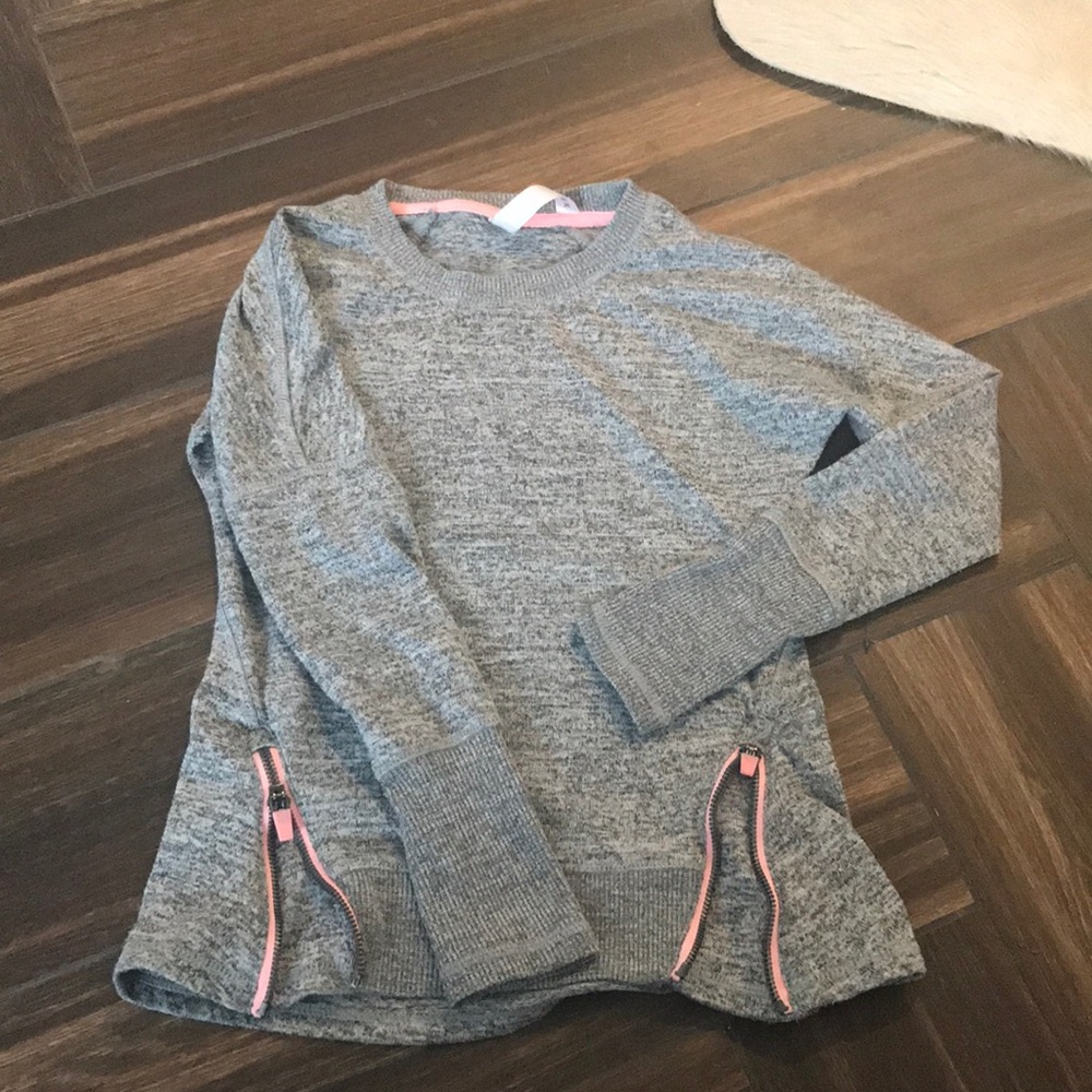 Girls athletic top